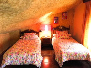 Гостиница Casa Rural Cuevas del Sol  Сетениль-Де-Лас-Бодегас
